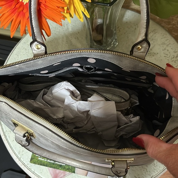 Anne Klein handbag new - Picture 4 of 5